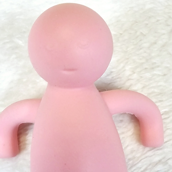 Person Chillin Tea Infuser - Picture 6 of 12